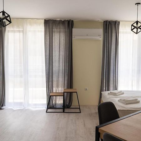 La Familia Apartments Várna Kültér fotó