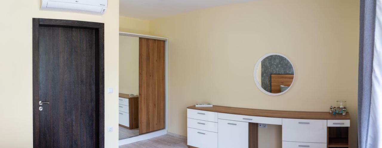 La Familia Apartments Várna Kültér fotó